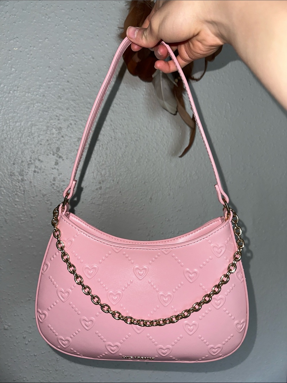 Pink Heart-Embossed Shoulder Bag - Women's Fashion Handbag